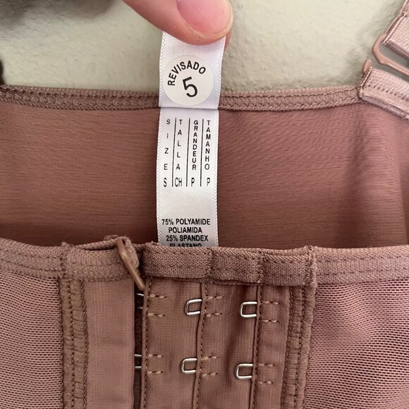 Mapale Womens Nude Low Back Knee Length Shapewear Size‎ Small - Picture 7 of 7